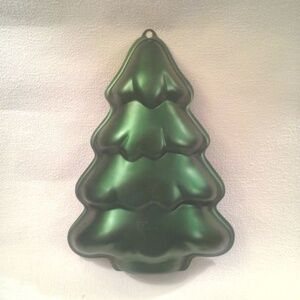 Vintage Wilton Green Christmas Tree Cake Pan Jello Mold Aluminum Bakeware